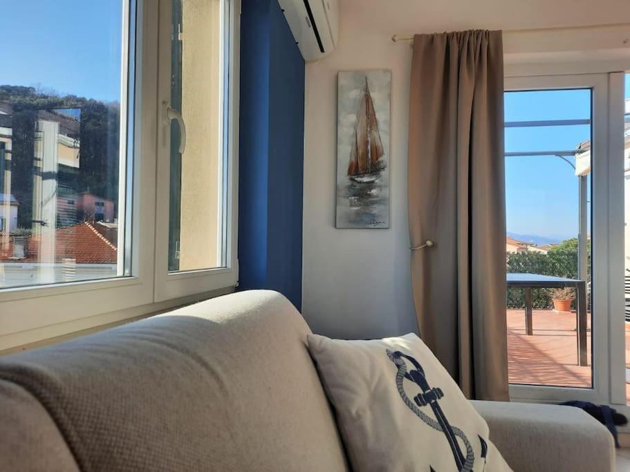 La Terrazza Sul Golfo Dei Poeti Con Vista Mare Lägenhet Pitelli Exteriör bild