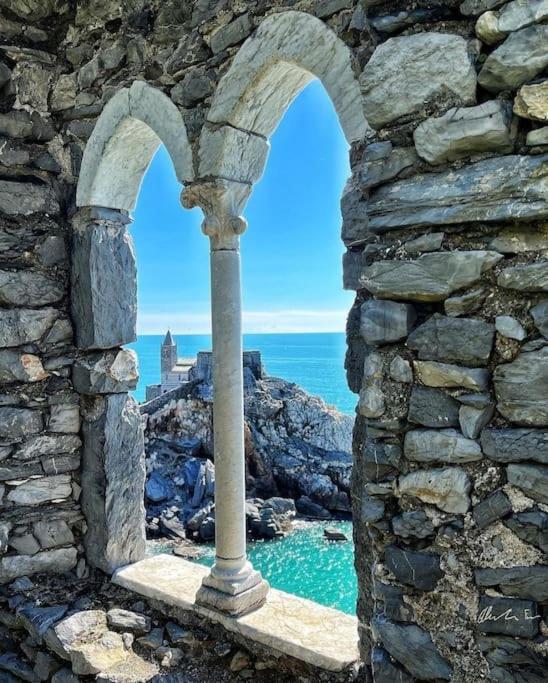 La Terrazza Sul Golfo Dei Poeti Con Vista Mare Lägenhet Pitelli Exteriör bild